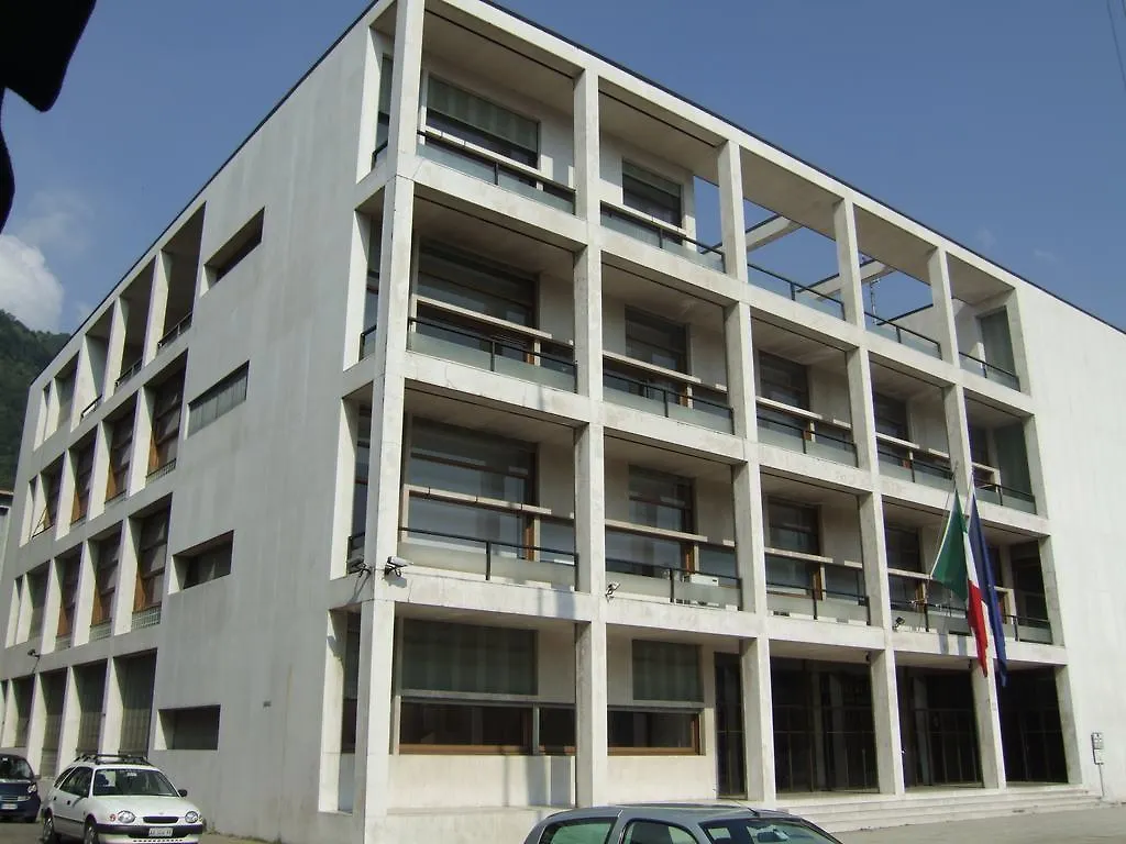 アパート Manzoni Studios Lake Como イタリア